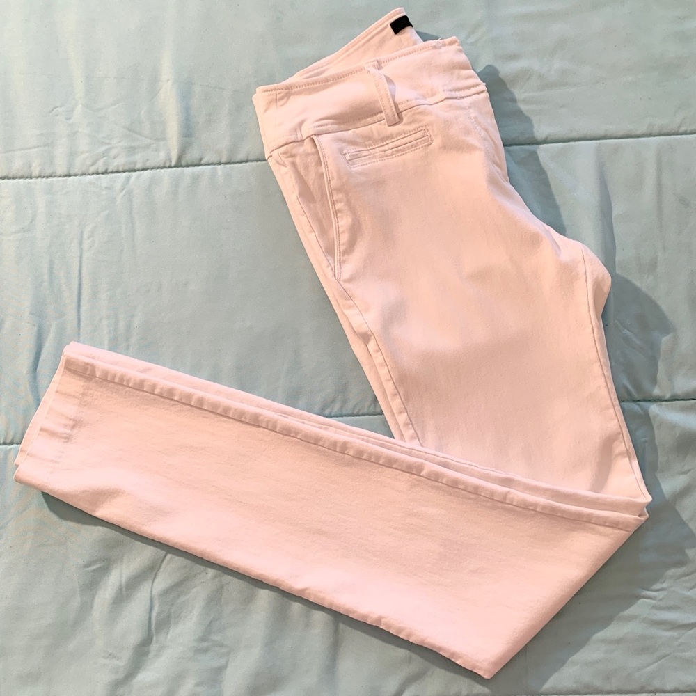 Papaya white stretch pants